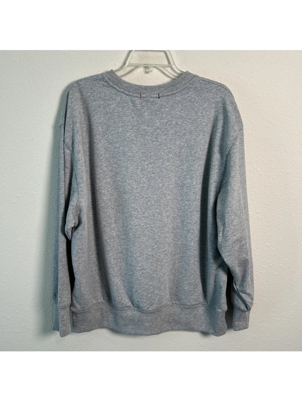 Champion Gray Fleece Crewneck Sweatshirt NWOT Men’s Size Large Relaxed Fit Soft - Picture 7 of 11